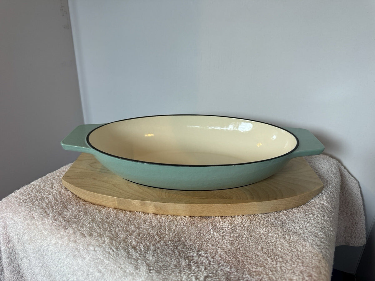 2 Martha Stewart Enameled Cast Iron Oval Casserole Dishes Wood Trivet Set Aqua