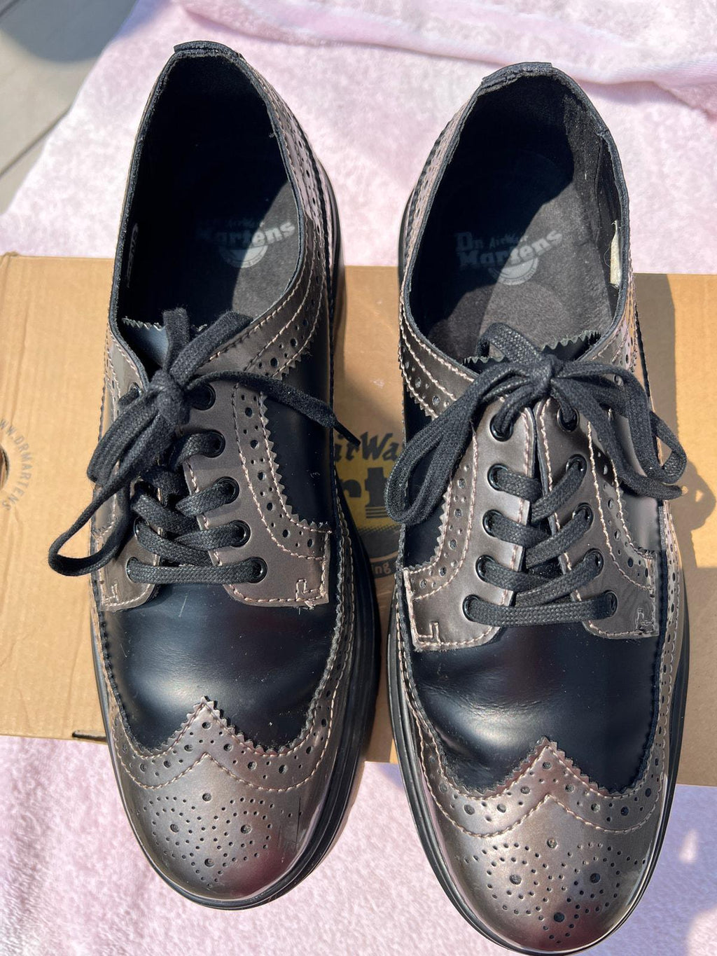 Dr Martens Floyd Wingtip Brogue Shoes Mens 10 Pewter Black Spectra Patent UK 9