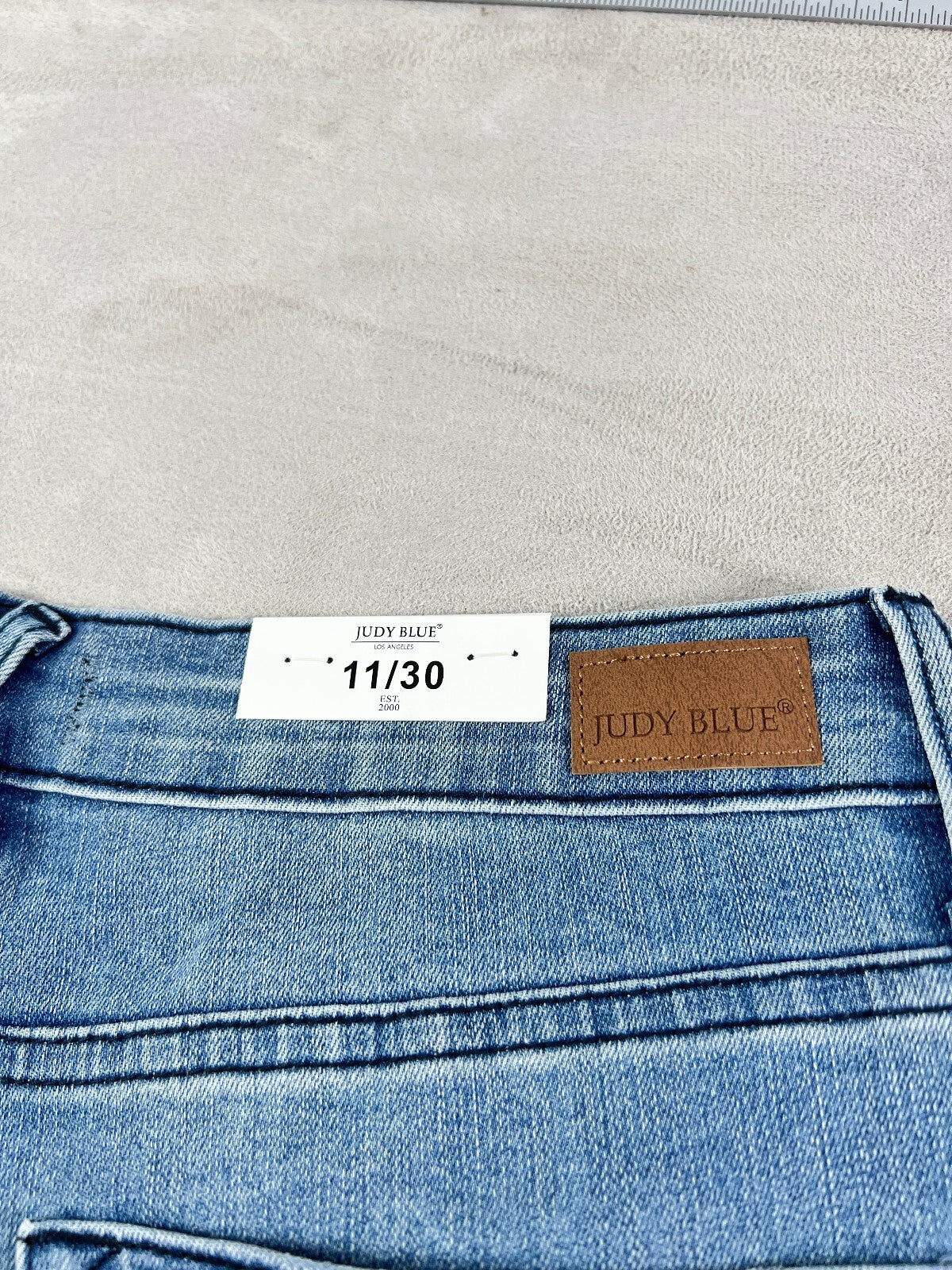Judy Blue Summer Blues Jeans 11/30 Mid Rise Relaxed Raw Hem Sorbtek NWT