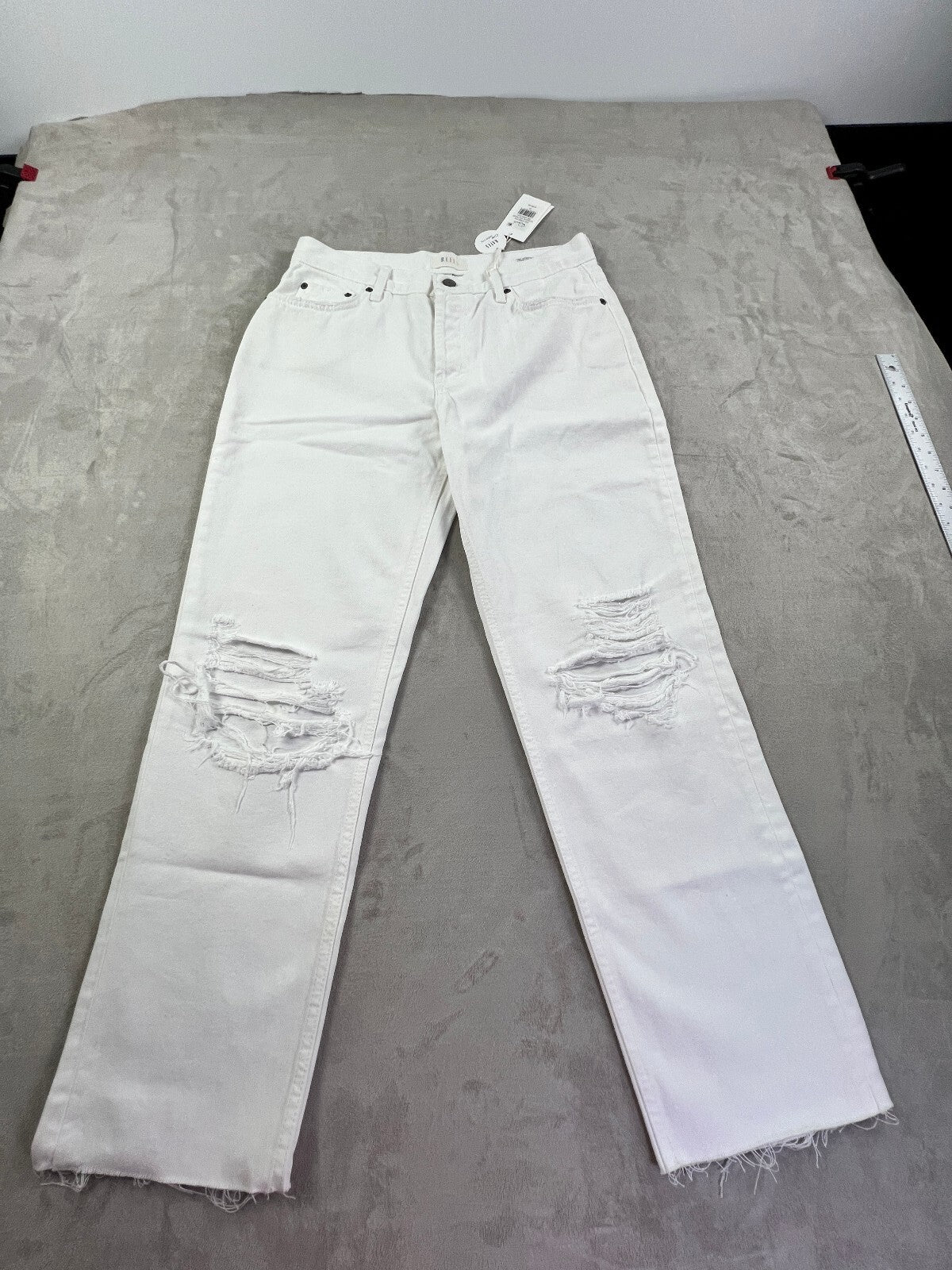 Rails Atwater Slouchy Straight Jeans in Blanche Distress, size 29