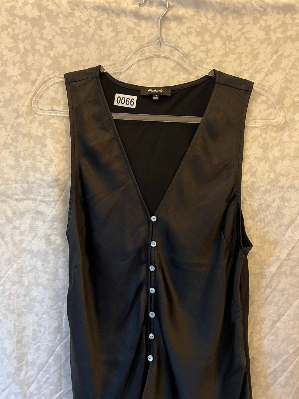 Madewell Satin Cutaway Vest Top Black Size 12 Deep V Button Front