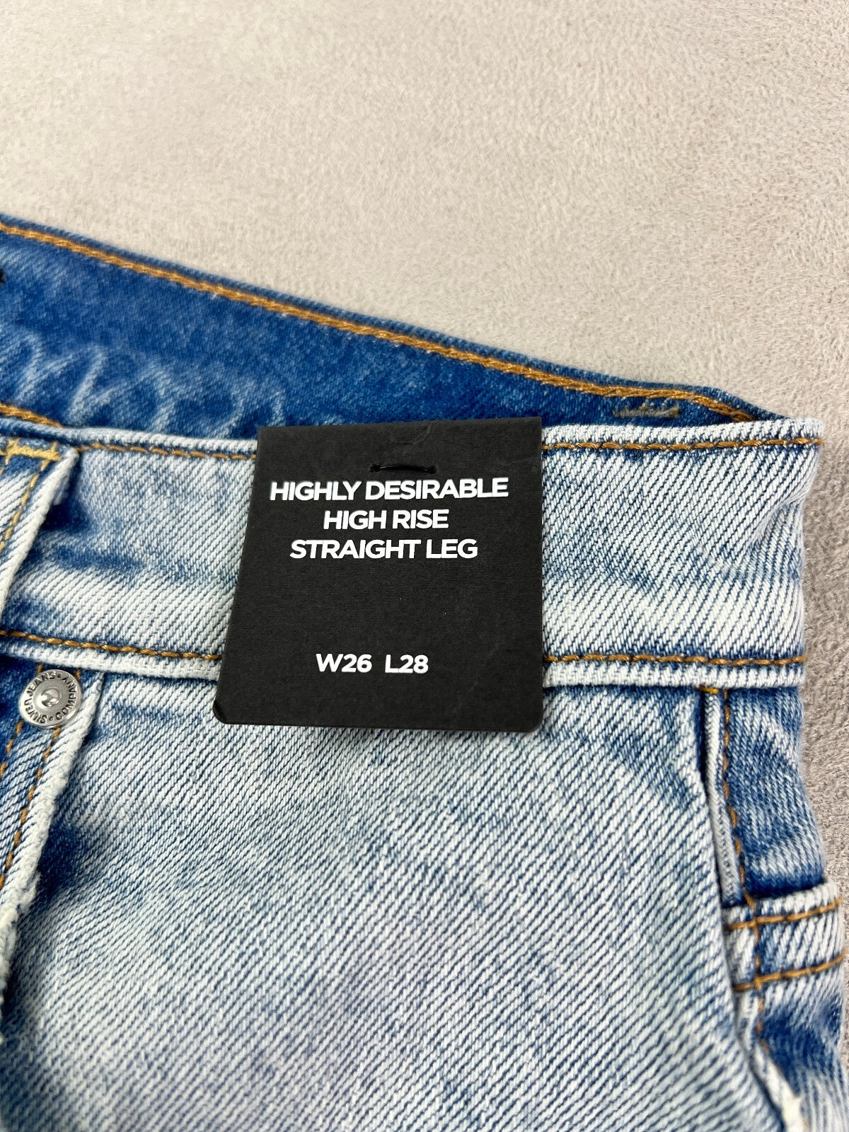 Silver Jeans Highly Desirable High Rise Straight W26 L28 NWT