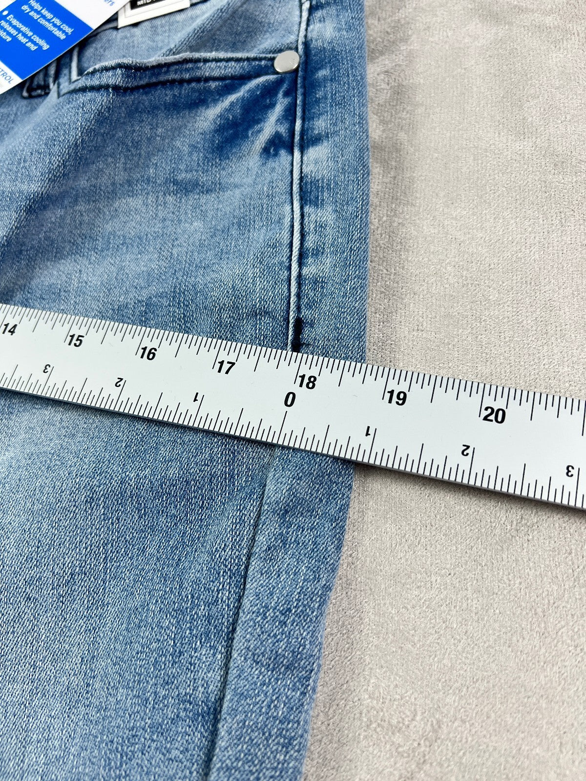 Judy Blue Summer Blues Jeans 11/30 Mid Rise Relaxed Raw Hem Sorbtek NWT