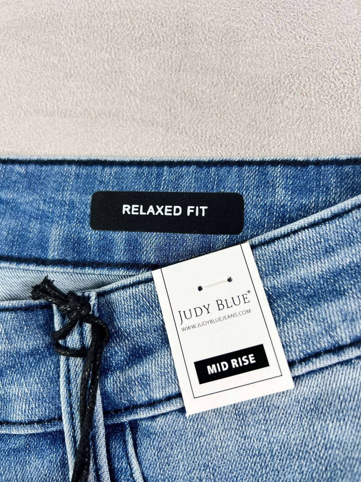 Judy Blue Summer Blues Jeans 11/30 Mid Rise Relaxed Raw Hem Sorbtek NWT