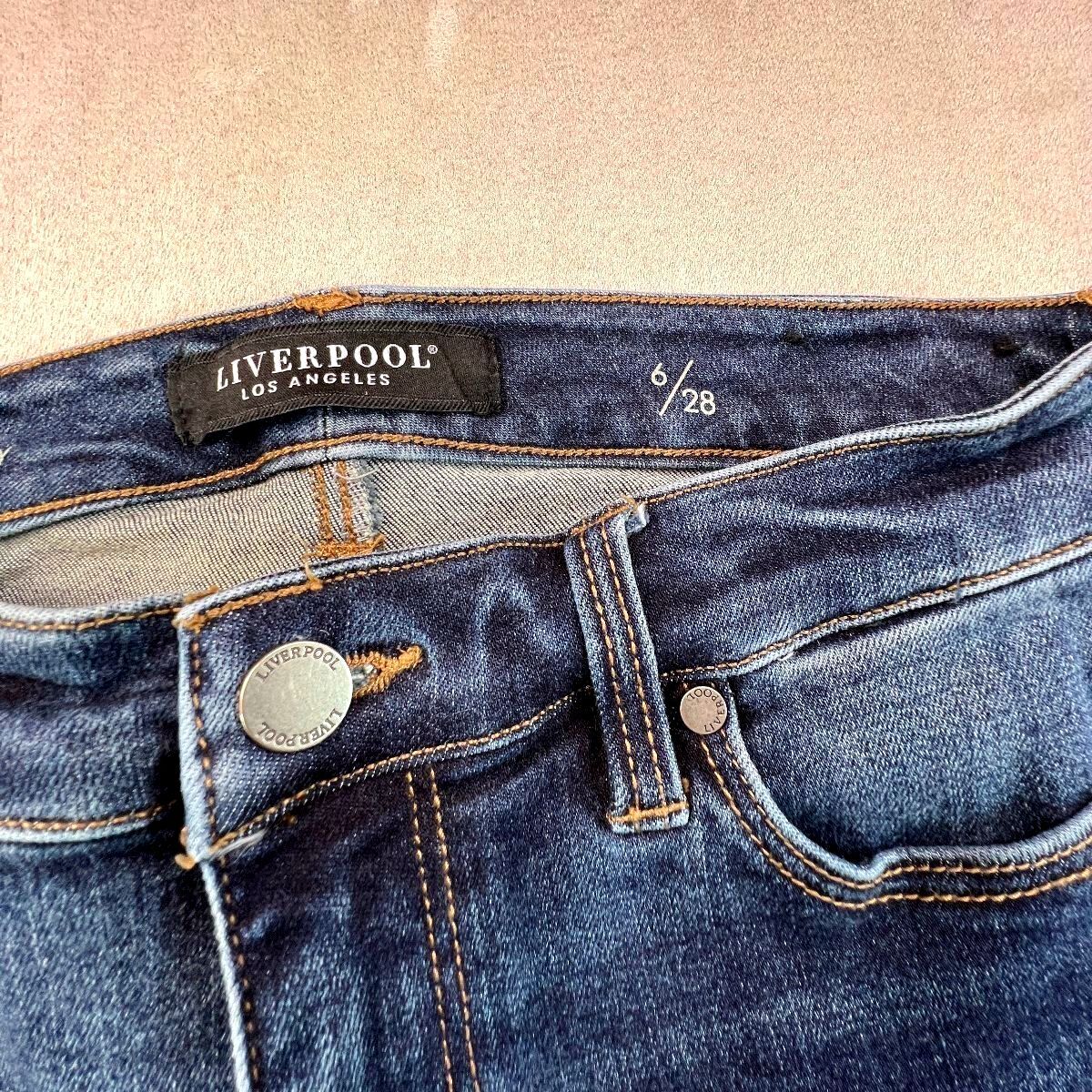 Liverpool The Hugger Skinny Jeans Womens 6 / 28 Blue Stretch Denim Mid Rise