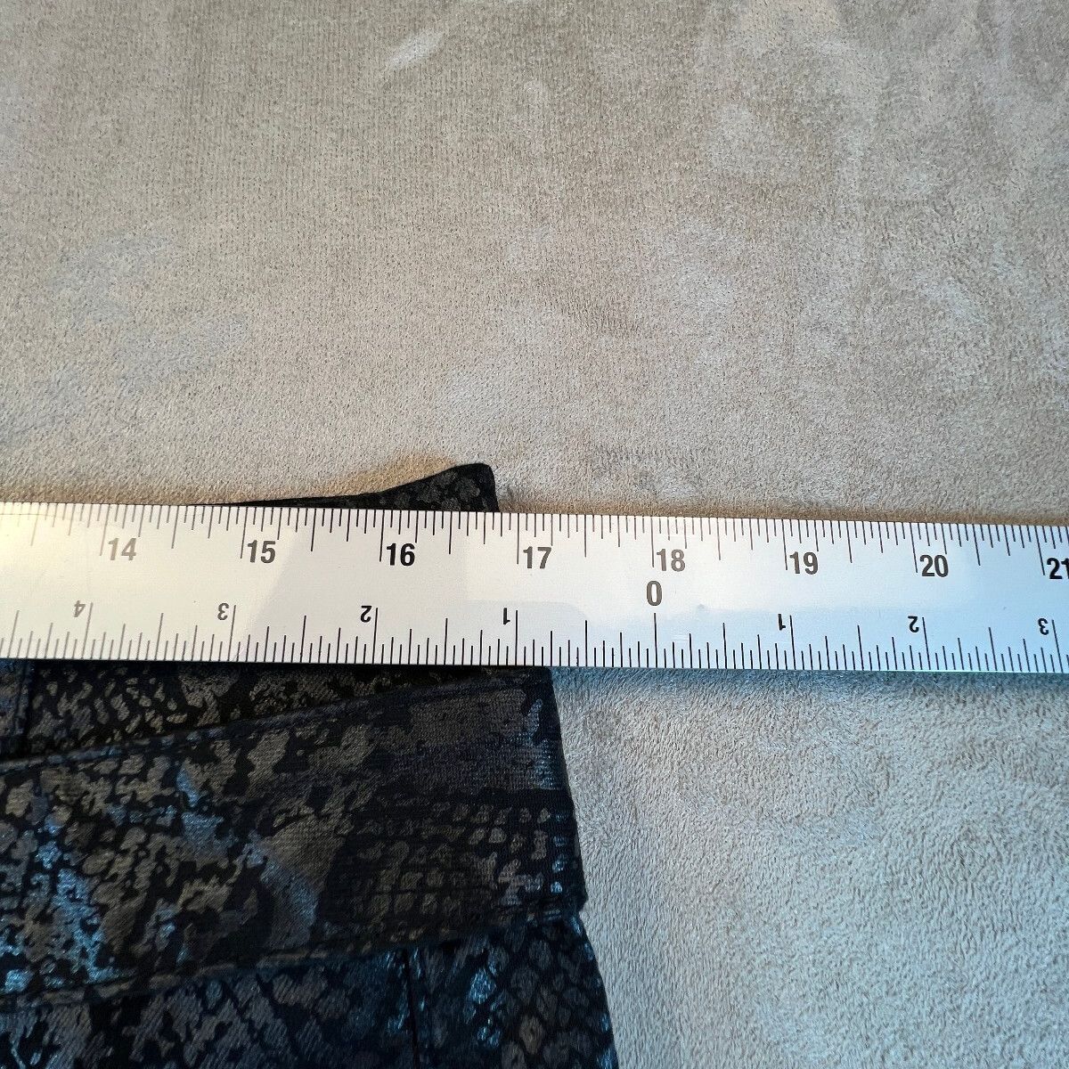 WHBM Snake Skin Pattern Pants 12 Extra High Rise Belt Black