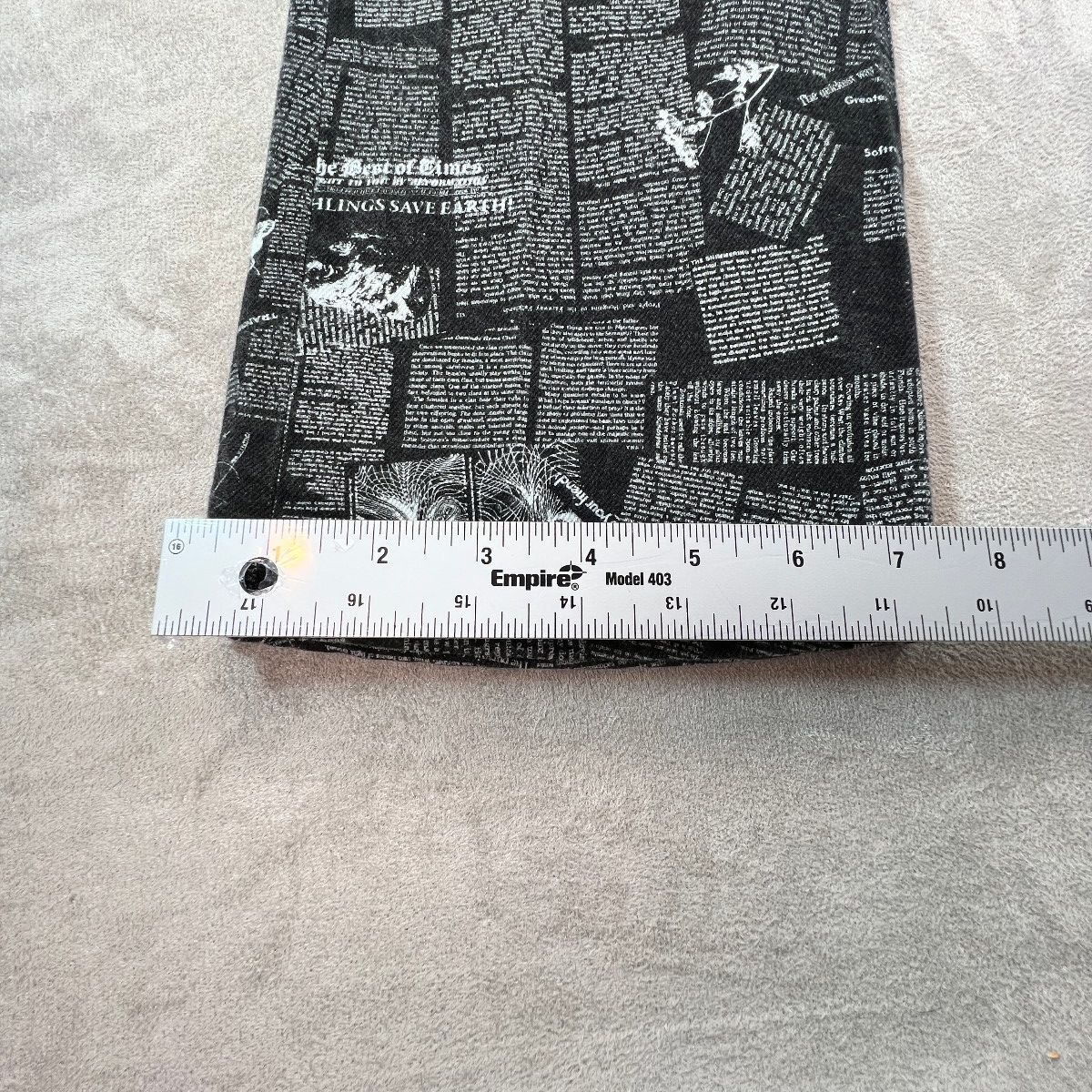 Reformation Peyton Zine Jeans 27 Black Newsprint High Rise Bootcut Graphic Rare