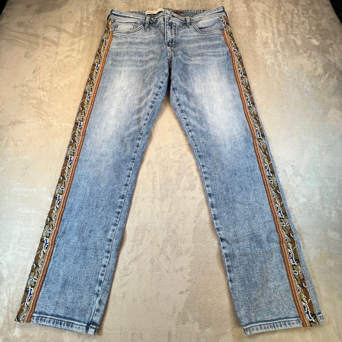 Anthropologie Pilcro Boyfriend Jeans 29 Camo Side Stripe Mid Rise Denim