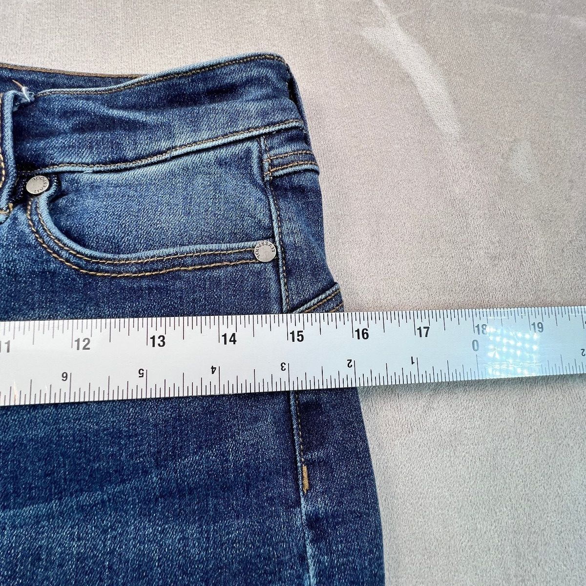 Liverpool The Hugger Skinny Jeans Womens 6 / 28 Blue Stretch Denim Mid Rise