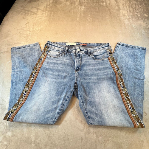 Anthropologie Pilcro Boyfriend Jeans 29 Camo Side Stripe Mid Rise Denim